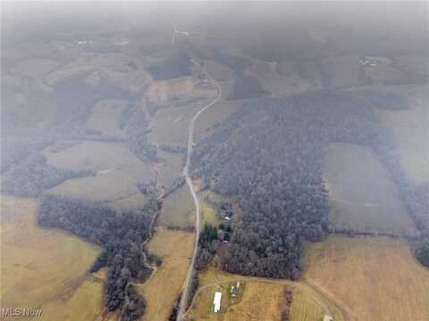 CR 93, Fresno, OH 43824