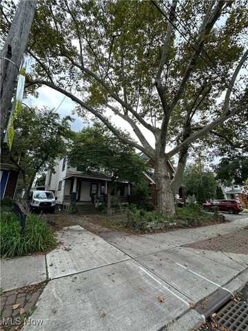 12406 Larchmere Boulevard, Cleveland, OH 44120