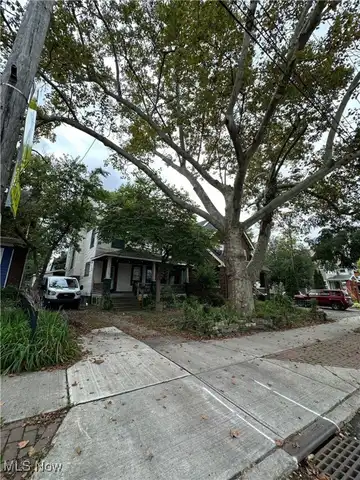 12406 Larchmere Boulevard, Cleveland, OH 44120