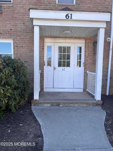 61 Manchester Court, Freehold, NJ 07728