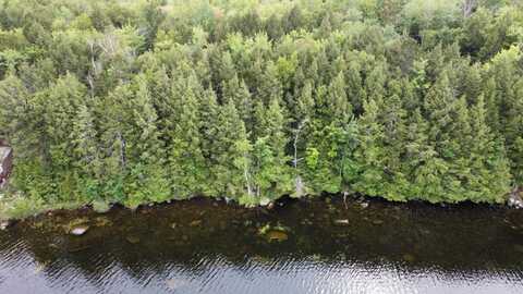 7-2 Egg Pond Road, Lincoln, ME 04457