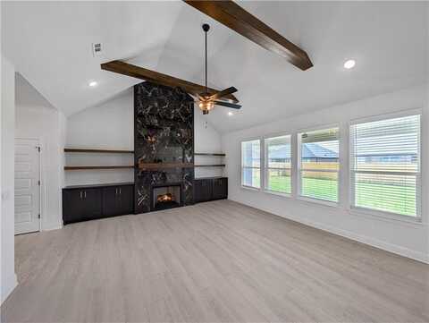 4881 Cowboy St, Springdale, AR 72762
