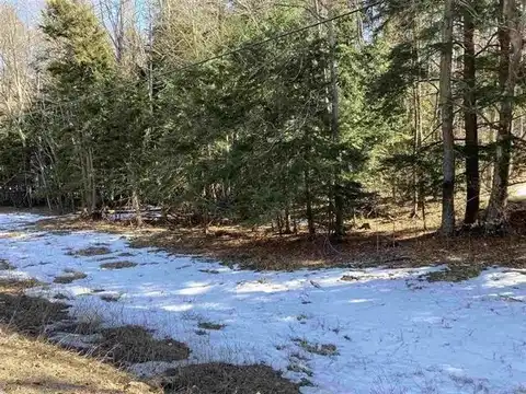 6285 Resort Pike Road, Petoskey, MI 49770