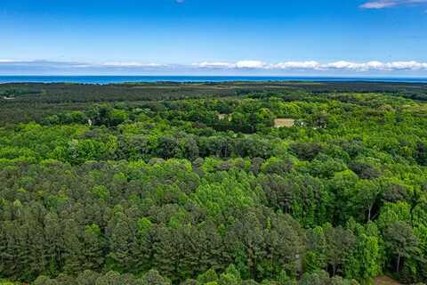 14 Indian Pointe Drive, Kilmarnock, VA 22482