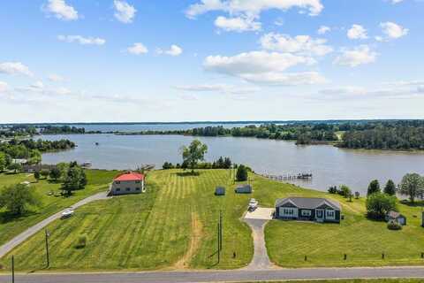 315 Indian Banks Road, Farnham, VA 22460