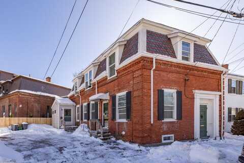 526 State Street, Portsmouth, NH 03801
