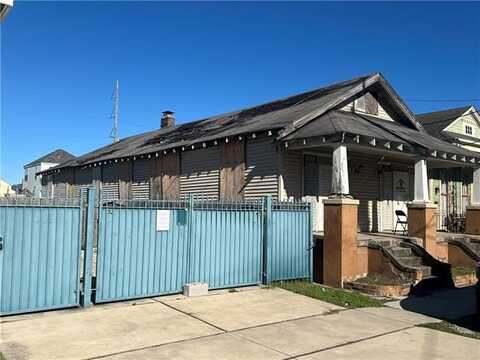 1561 N ROMAN Street, New Orleans, LA 70116