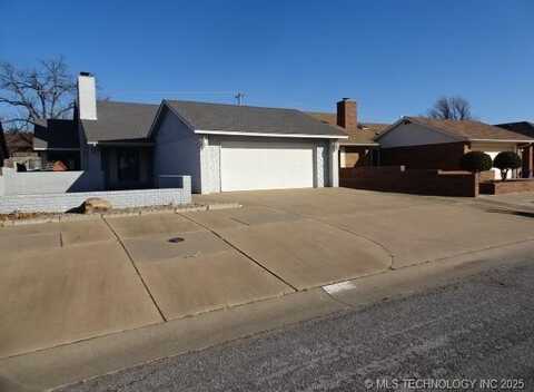 3610 Whippoorwill Lane, Enid, OK 73703