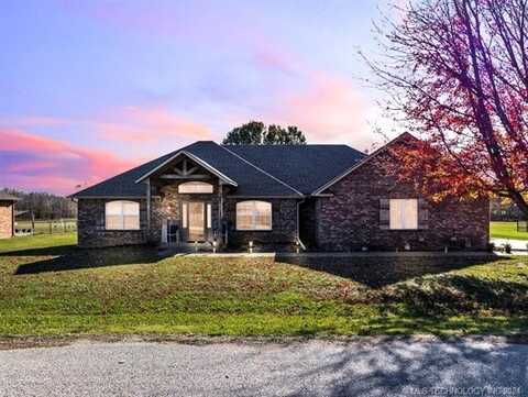 2402 Estates Drive, Grove, OK 74344