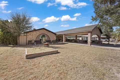1617 S Missouri St, Pecos, TX 79772