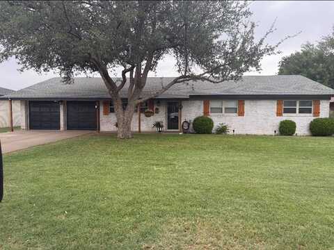 3214 Lockheed Dr, Midland, TX 79701
