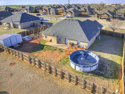 946 NW Pierce Avenue, Piedmont, OK 73078