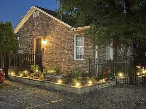 2340 N Chandler Drive E, Fort Worth, TX 76111