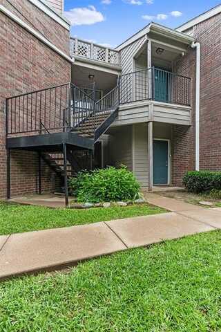 8545 Midpark Road, Dallas, TX 75240