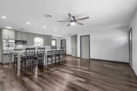 3501 Westfield Avenue, Fort Worth, TX 76133