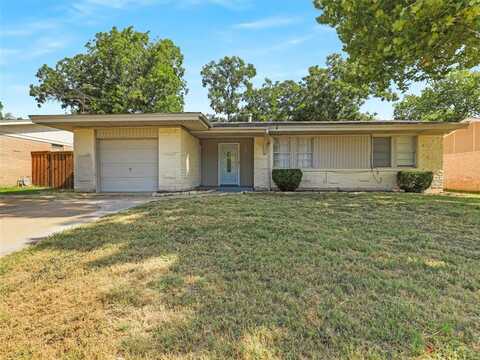 2517 E Mitchell Street, Arlington, TX 76010