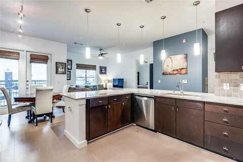 2950 Mckinney Avenue, Dallas, TX 75204