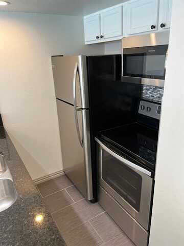 2800 Douglas Avenue, Dallas, TX 75219