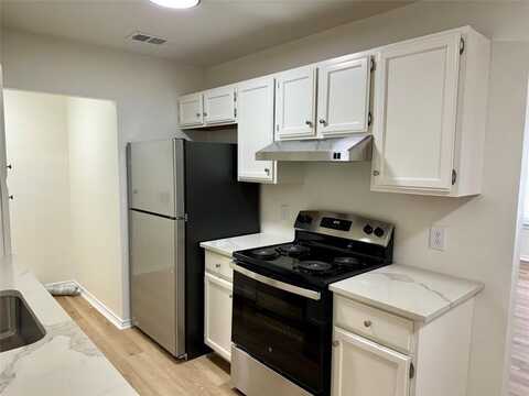 8120 Marydean Avenue, Fort Worth, TX 76116