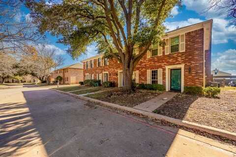 7337 Kingswood Circle, Fort Worth, TX 76133