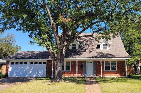 312 Cotillion Road, Fort Worth, TX 76134