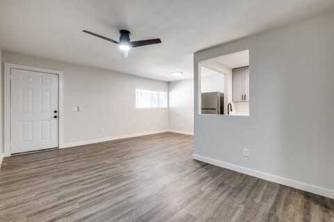 5909 Gaston Avenue, Dallas, TX 75214