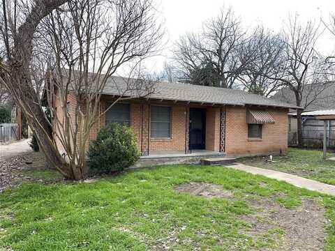 303 S 6th Street, Valley Mills, TX 76689