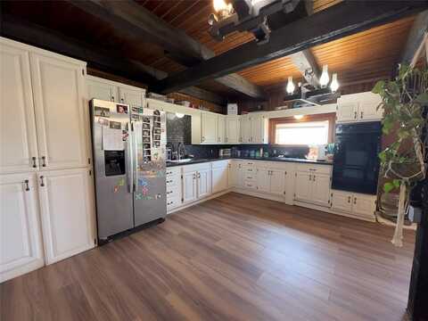 903 W Wrights, Comanche, TX 76442