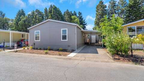 1800 Lakewood Ct, Eugene, OR 97402