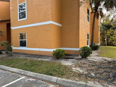 4518 Commander Drive, Orlando, FL 32822