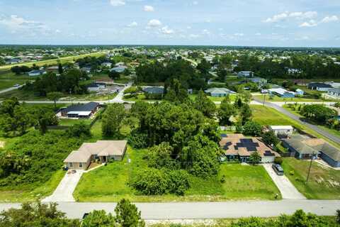 3016 33rd Street Sw, Lehigh Acres, FL 33976