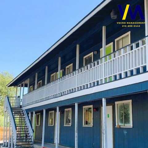 102 E Cheryl Dr., San Antonio, TX 78228