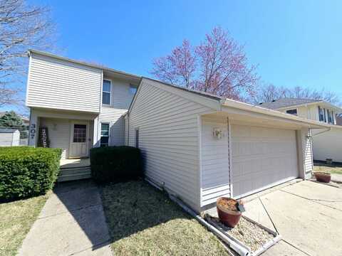 307 38th Street, West Des Moines, IA 50265