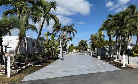 150 Smallwood Drive, Chokoloskee, FL 34138