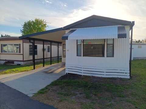 32405 Beach Park Rd, Leesburg, FL 34788