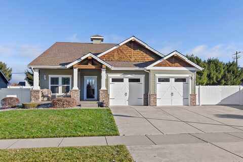 3260 W Magistrate Loop, Hayden Lake, ID 83835