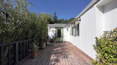 23777 MULHOLLAND HWY, Calabasas, CA 91302