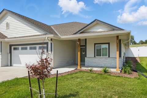 726 Oak Ridge Drive, Glenwood, IA 51534