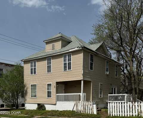 409 W 3rd Street, Joplin, MO 64801