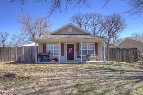 209 S St. Charles Avenue, Joplin, MO 64801