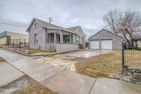 615 & 619 E 15th Street, Joplin, MO 64801