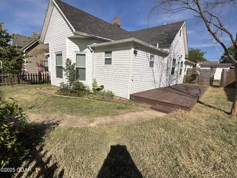 2115 Byers Avenue, Joplin, MO 64804