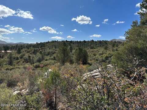 17926 S Pinon Lane, Peeples Valley, AZ 86332