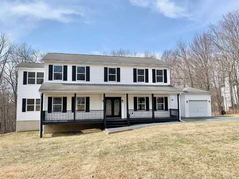 1212 Falls Road, Bushkill, PA 18324