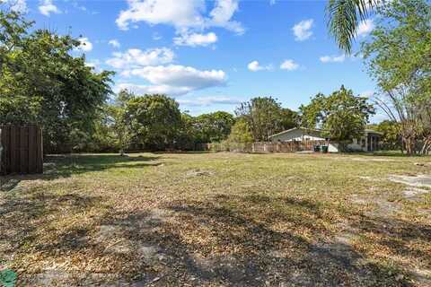 12840 SW 83rd Ct, Pinecrest, FL 33156