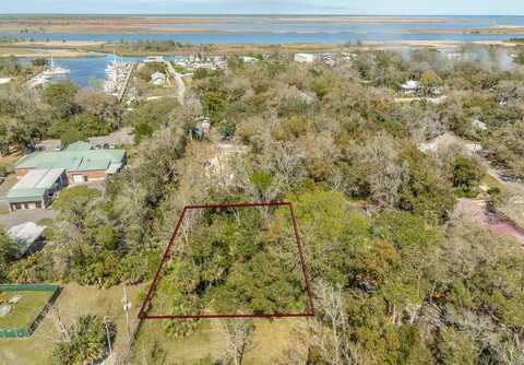 247 8th St, Apalachicola, FL 32320