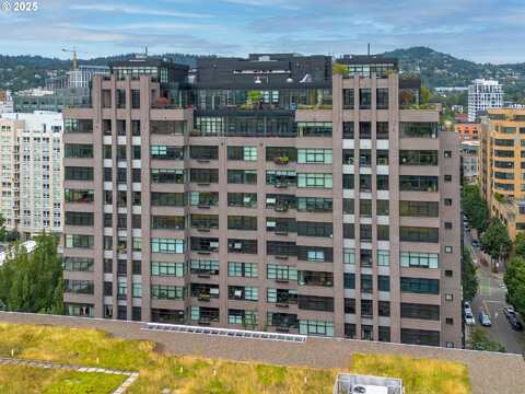 333 NW 9TH AVE, Portland, OR 97209