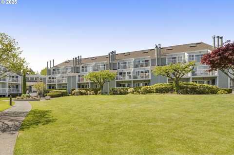 245 N HAYDEN BAY DR, Portland, OR 97217