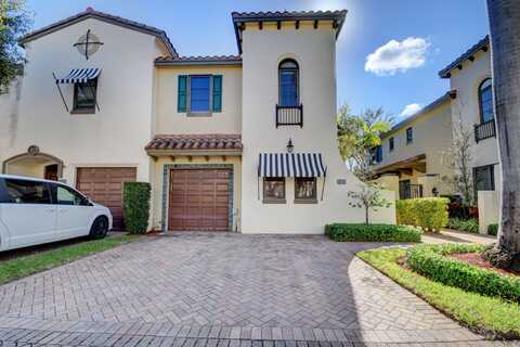 810 Via Villagio, Hypoluxo, FL 33462