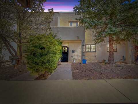 2730 Calle Anna Jean, Santa Fe, NM 87505